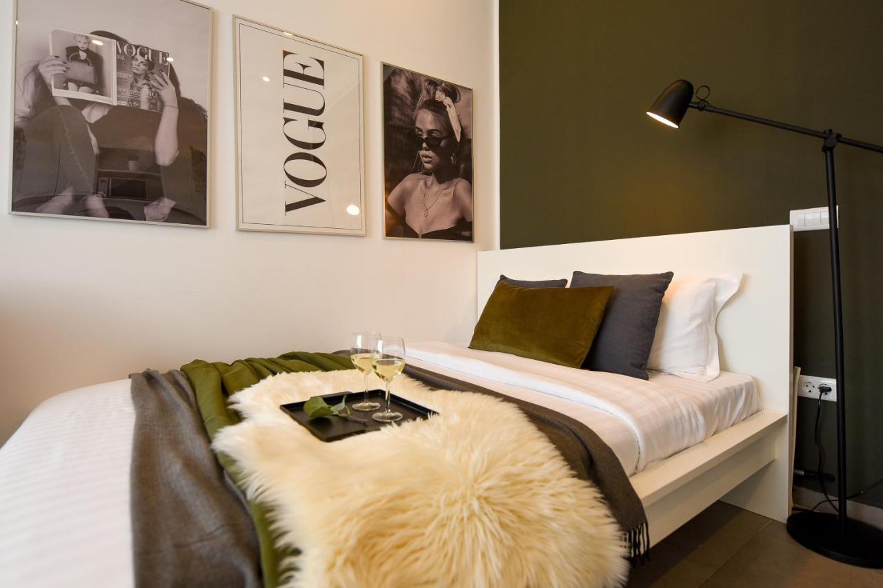 Classy Comfort - Chic Studio On Regina Elisabeta Bukarest Exterior foto